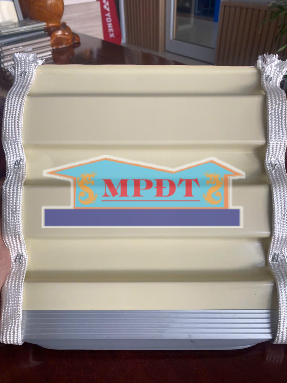 Cửa tấm liền Austdoor EC